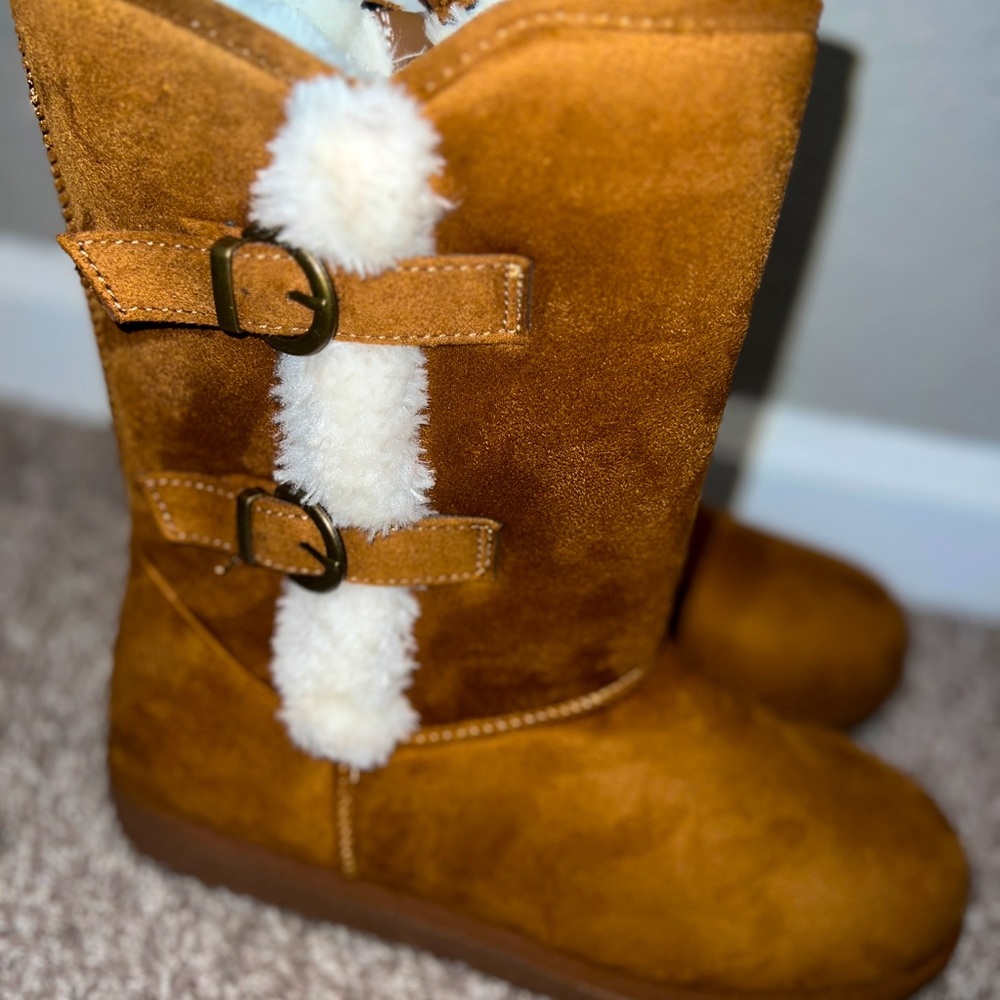 Jessica Cline Faux Fur Winter Boots Size 11M